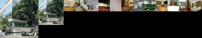 Monarch Luxur - Infantry Road