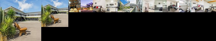 151 On London Motel & Conference Centre