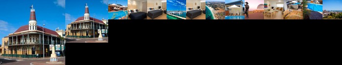 Broadwater Mariner Resort