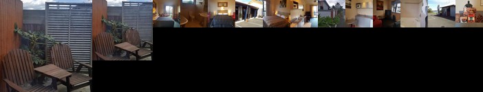 At The Rocks Motorlodge