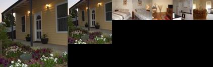 Clarice-Jean's Cottage Whitfield