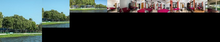 Illikkalam Lakeside Cottages