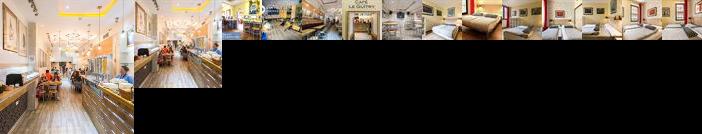 Villa Saint Exupery Beach Hostel