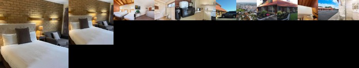 AAt 28 Goldsmith Motel