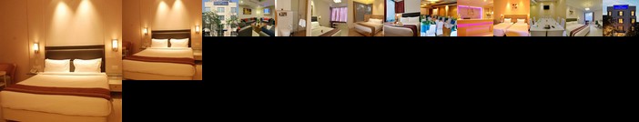 Sarovar Portico Naraina Hotel