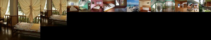 Yooneek Beach Resort