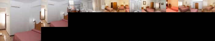 Hostal Paris La Linea de la Concepcion