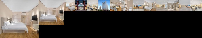 Hanting Express Harbin Railway Station Square