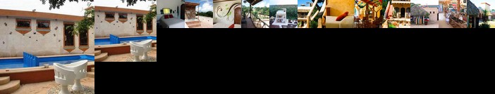 Parador Turistico Xaman Ek