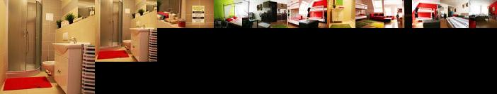 Freddie next to Mercury