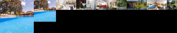 Grinbergs Village Hotel