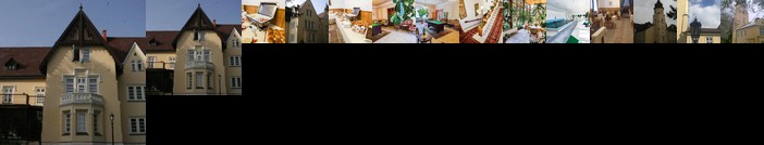 Festetich Kastelyszallo es Zsuzsanna Hotel