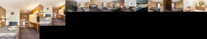 Holbrook Town Centre Motor Inn