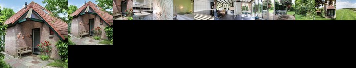 A Cozy Holiday Home in South Holland by the Lake