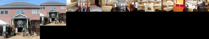 IZA Kamakura Guest House and Bar