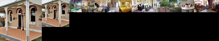 Must Love Dogs B&B & Self Contained Cottage