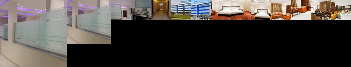 Al Bustan Crown Hotel 1