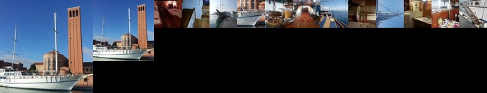 Venezia Boat & Breakfast Caicco Freedom