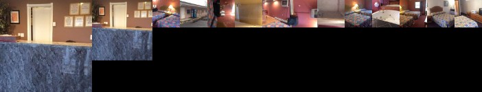 Pink Fountain Motor Inn