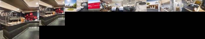 Nightcap at Springwood Hotel