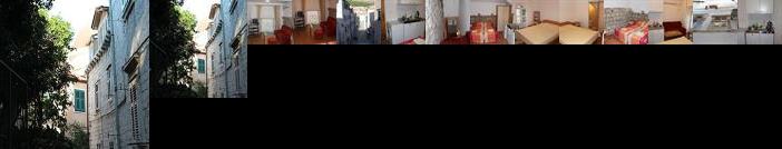 Laus Studio Apartments