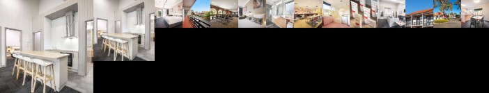 Nightcap at Ferntree Gully Hotel Motel