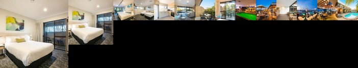 Nightcap at Kawana Waters Hotel