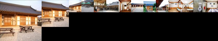 Reed House Hanok Pension