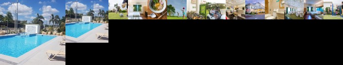 Microtel by Wyndham South Forbes