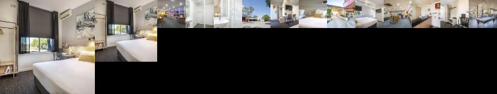 Nightcap at Colyton Hotel