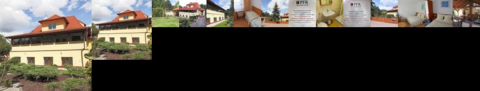 WIlla Maksymilian Bed and Breakfast