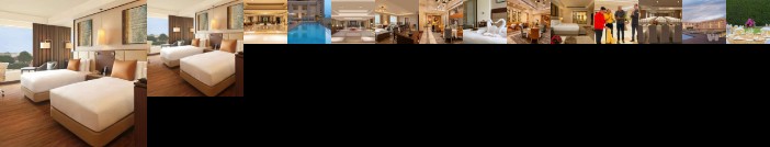 DoubleTree by Hilton Agra