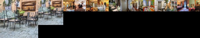 Parisian Courtyard Inn