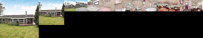 Three-Bedroom Holiday home in Albaek 60