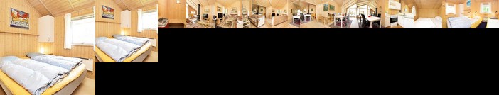 Four-Bedroom Holiday home in Hornbaek