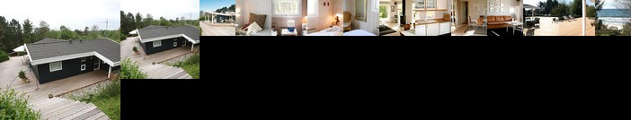 Three-Bedroom Holiday home in Hornbaek 1