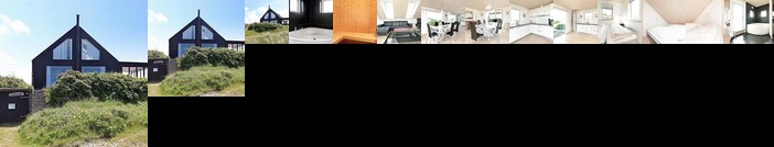 Three-Bedroom Holiday home in Vejers Strand 6