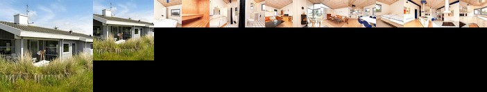 Three-Bedroom Holiday home in Henne 11