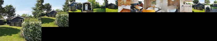 Two-Bedroom Holiday home in Hesselager 2