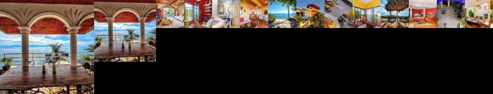 Jardin Del Mar La Cruz de Huanacaxtle