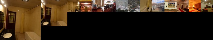 Lhasa Chaoyang Grand Hotel