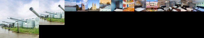 City 118 Qingdao Zhanqiao Railway Station