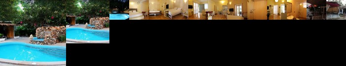 Shantie Shakthi Vagator Resort with Swimming Pool