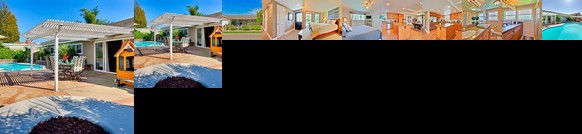 Poolside Retreat in Costa Mesa