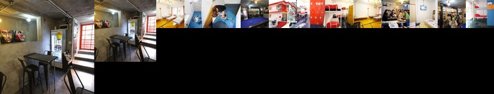 Time Travelers Party Hostel In Hongdae