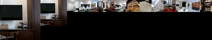 Belllo Hotel JB Central