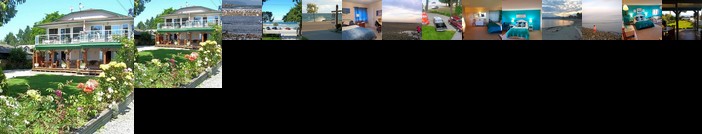 Davis Bay Bed & Breakfast