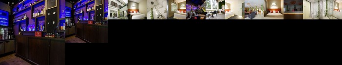 ZEN Rooms Changi Village