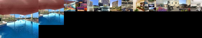 Nomikis'On The Avenue