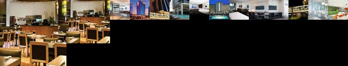 Palms place 51st floor with balcony & strip view